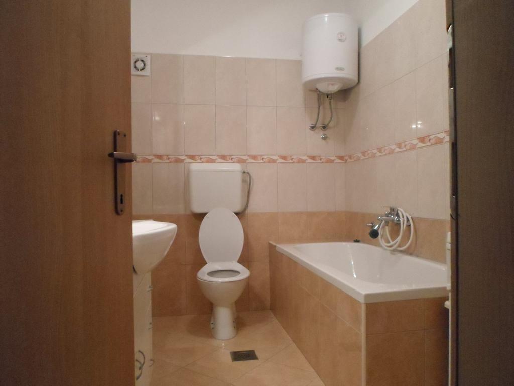 Apartments Nana Biograd Na Moru Exterior foto